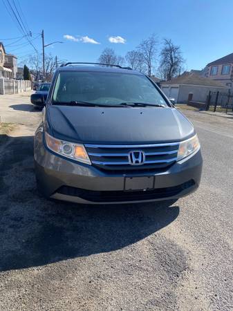 2013 Honda odyssey EXL - $7,995 (Ozone park)63654709117315120