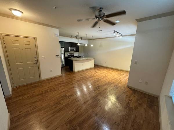 Fall Into Savings at Valencia Place 1