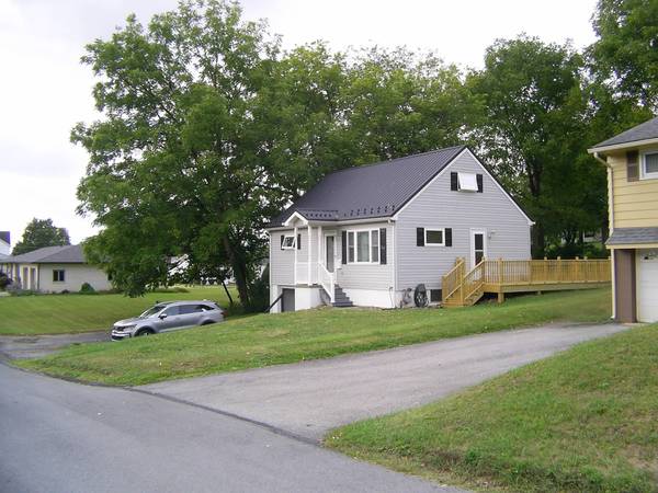 $239,000 / 4br - 3/4 Bedroom 1.5 Bath Home (Altoona Pa)64210700363906120