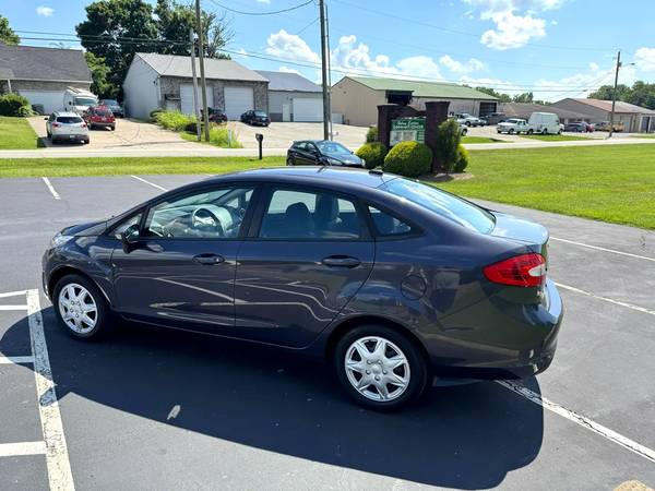 !!2013 Ford Fiesta SE - 36K millas originales!! - $6,995 (hillview)63654696151939123