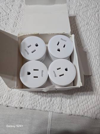 Smart plugs 1