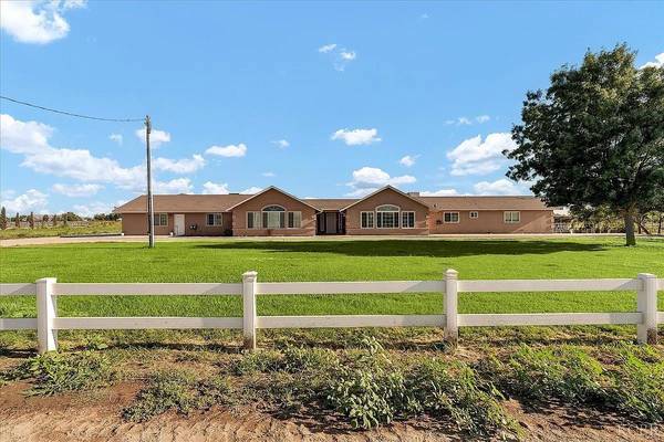 $1,200,000 / 6br - 3950ft2 - Ranch for sale63818701144707123