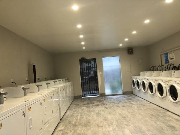 $2,850 / 2br - 850ft2 - Now Available, Covered Parking, Gated Entrance (Camarillo)63800496821251122
