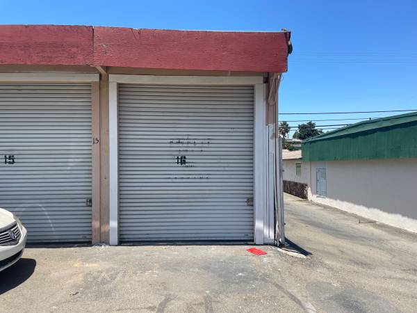 $350 / 200ft2 - Work/Storage Space in Lakeside (Lakeside)63998605030403120
