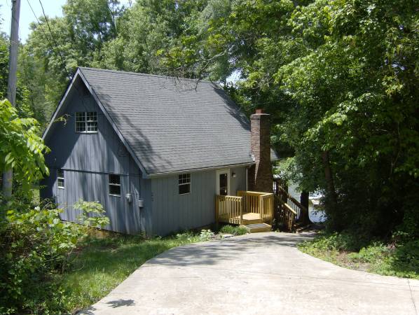 $1,100 / 3br - Boone Lake 3 bdrm $1,100 (Piney Flats)63804969105155120