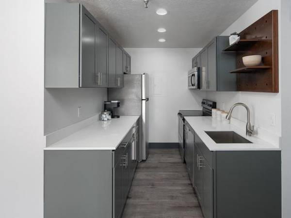 $1,250 / 1br - 363ft2 - Bright Past. Brilliant Future. (University District)63969876516483121