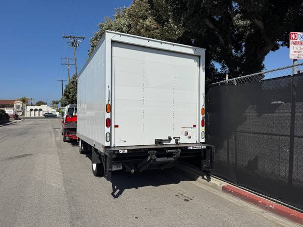 2022 Isuzu NPR 16ft box with lift - $29,950 (Torrance)63624631526915122