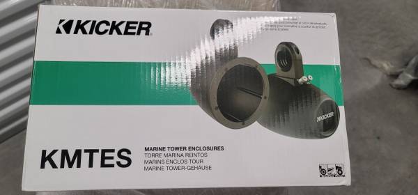 Kicker 12KMTES Empty Tower Enclosure Pair for 6.5" Marine Speakers 2 Cans, Black 1