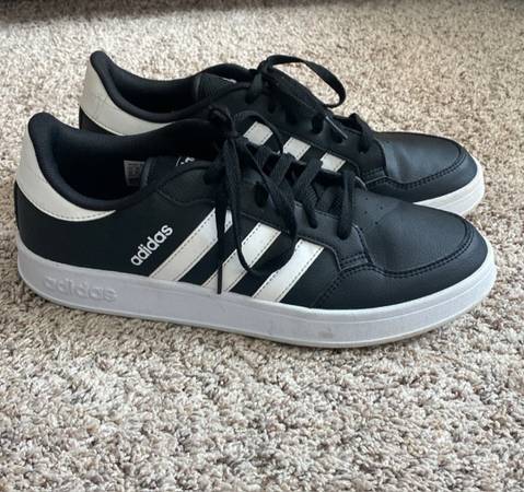Men's Adidas size 10 1