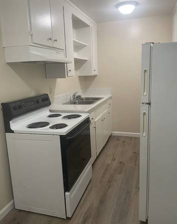 $2,395 / 1br - Great Santa Cruz Apartment 1 Bed, 1 Bath "Bt Properties" (santa cruz)64049800226818121
