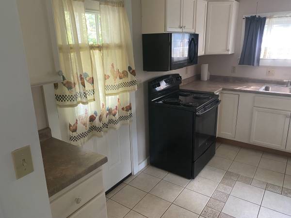 $1,850 / 1br - 600ft2 - Cottage de 1 dormitorio junto al río en alquiler (Penacook)63656278323715123