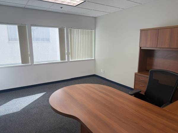 $809 New Location with up to 50% off! First month free (Downtown Sacramento)63790836616963122
