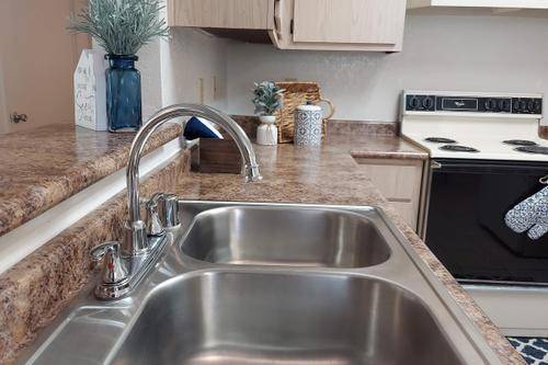 $1,750 / 2br - NEW SEASON, NEW APARTMENT FOR YOU!! 2X2 DOWNSTAIRS FULL SIZE W/D!! (SPECIAL OFFERS TODAY!!)63798508719233124