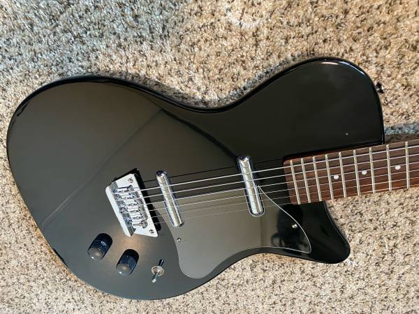Danelectro Baritone Electric Semi Hollow MIK 1