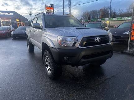 2015 Toyota Tacoma 4WD Double Cab V6 Auto 1