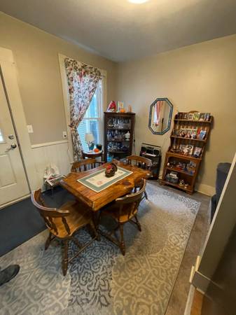 $1,400 / 2br - Downtown Hardwick 2 bed first floor apartment w/access to Rail Trail (Hardwick)63992935005314124