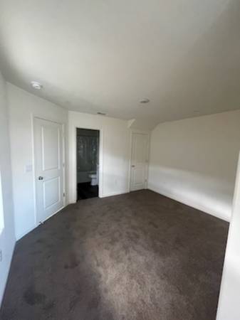 $1,000 / 1br - Studio (Tulare)63809864574849123