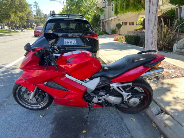 Honda VFR800 sport touring bike