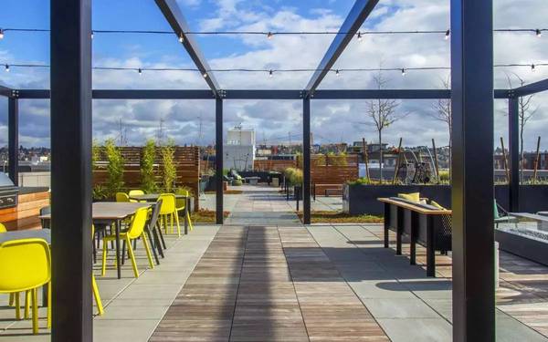 $2,615 / 1 hab - 695 pies² - Mejora tu estilo de vida: ¡Hermoso de 1 habitación! Infórmate sobre ofertas especiales de mudanza! (Seattle)63808059551233122