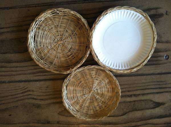 Paper/Plastic Plate Holders 1