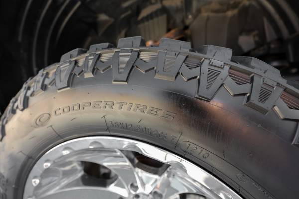 2010 Nissan Titan - Photo 12