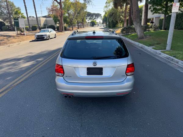 2013 Volkswagen jetta sportwagen 2.0l tdi wagon 4d - $7,99963615905164033123