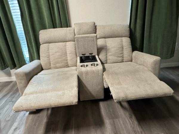 Recliner Loveseat 1
