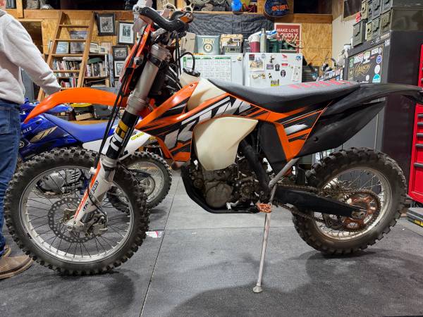 KTM 500 EXC with M9 Suspension 1
