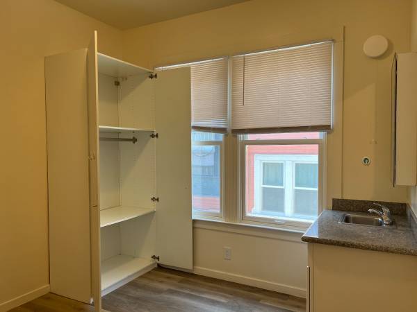 $575 SWISS AMERICAN HOTEL - ROOMS FOR RENT (San Francisco)63664185658499121