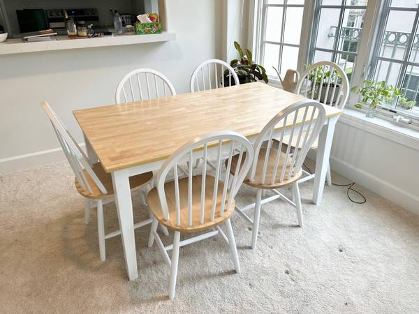 Dining Table & 6 Chairs in White and Natural Solid Wood 1