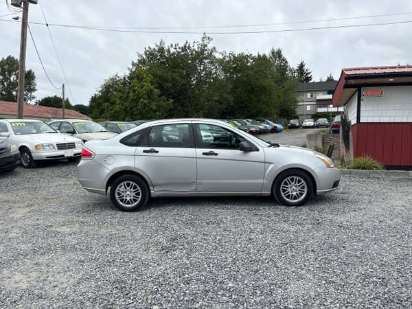 2009 Ford Focus SE Sedan - $3,499 (Lynnwood, WA)63469737159809121