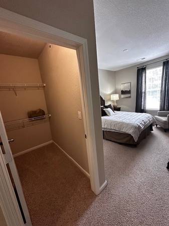 $1,629 / 2br - 1173ft2 - 2 bed apt#1507 attached garage 1month base free credit app&admin (Asheville)64029210958977124