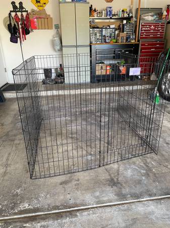Exercise pen 1