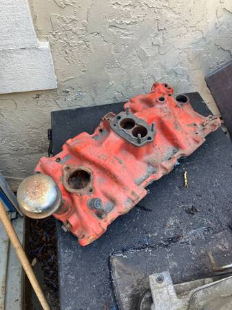 Chevy intake manifold 1