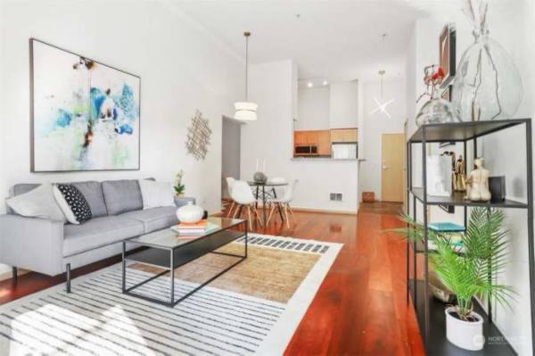 $1,250 / 1br - 777ft2 - Just steps from Gasworks Park, Burke Gilman Trail & Lake Union (Seattle)63885005395843121