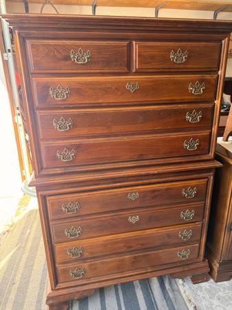 Bureau 1