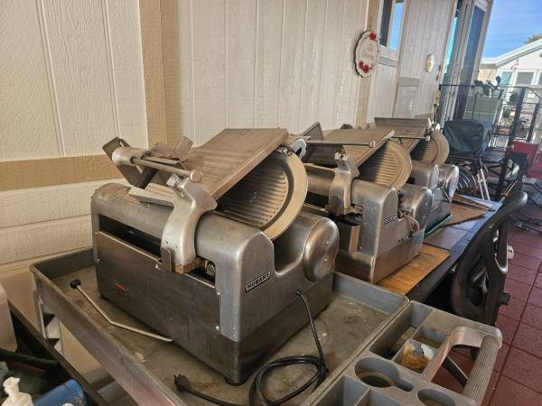 HOBART Slicers 1612 and 1712 1