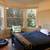 Bright Room in 2 BDRM Flat Near GGP Available Jan. 1st 1 thumbnail