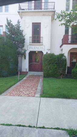 $1,650 / 3br - 1200ft2 - Large 3-Bedroom - Utilities Included (2801 No. Second Street)64009994170754120