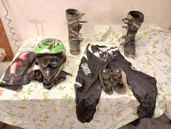 O'Neal dirt bike gear. 1