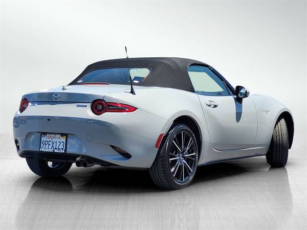 2024 Mazda MX5 Miata Grand Touring descapotable, color Gris Aero - $398 (LLAME AL 510-854-8790 PARA PAGO PERSONALIZADO)63472905848579124