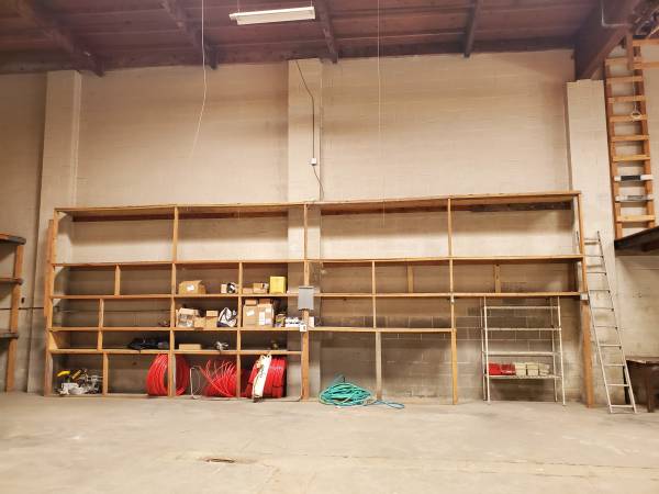 $7,200 / 3750ft2 - Warehouse For Lease (bayview)64023722841601123