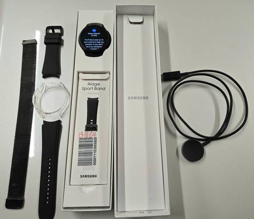 Samsung Galaxy Watch 5 44mm BT (Black) 1