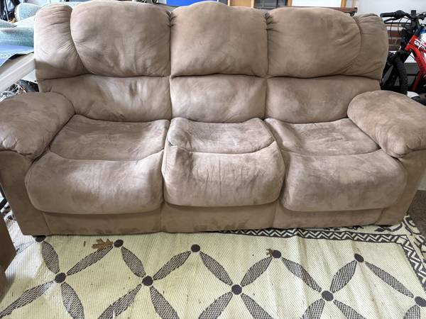 Three Piece Sectional Sofa 1