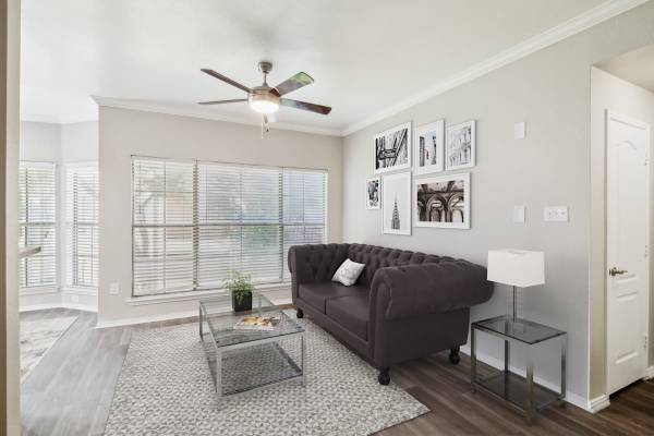 Charcoal Barbeque Grill Area, Wood Burning Fireplace, Clubhouse 1