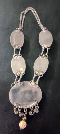 Beautiful vintage southwestern white cream Stone necklace silver alpaca? - $35 (Fallbrook)63470106729089121