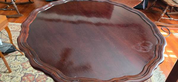 PIE CRUST SIDE TABLE 1