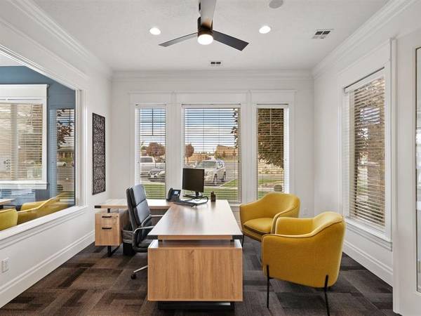 $1,399 / 1br - 904ft2 - ONE MONTH FREE SPECIAL MOVE IN READY APARTMENTS !63803219301379123
