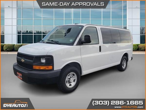 2016 Chevrolet Chevy EXPRESS LS 3500 15 pasajeros *Llama al 303-647-4210 para información/fi - $31,999 (+ Dye Autos)63619860790913122
