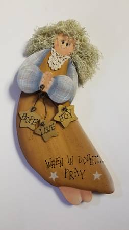 Wood Angel Wall Hanging 1